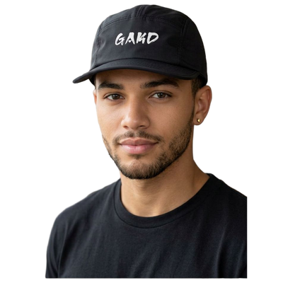 BLACK ESSENTIAL CAP